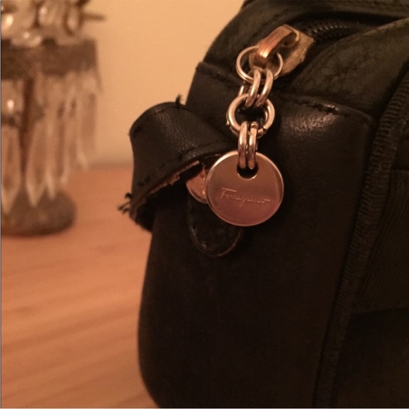 Authentic Ferragamo purse *read description first* vintage condition - Picture 5 of 16